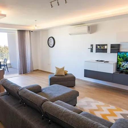 Amazing Family In By Homely Mosta