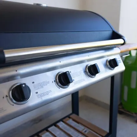 Amazing Family In By Homely Апартаменты Моста