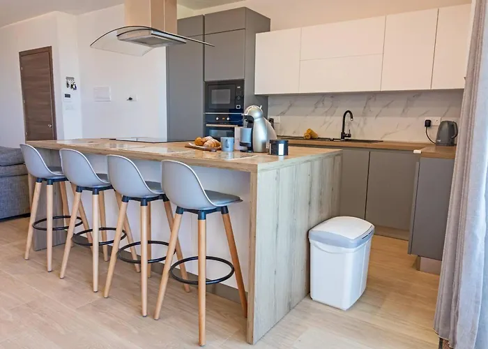 Apartamento Amazing Family In By Homely *