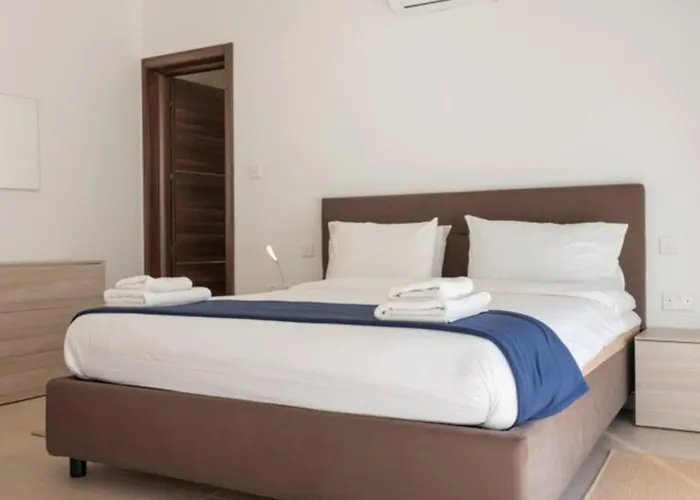 Amazing Family In By Homely Apartamento Mosta