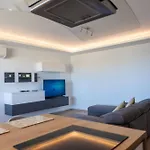 Amazing Family In By Homely Lägenhet