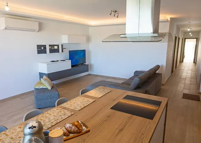 Amazing Family In By Homely Appartamento Mosta